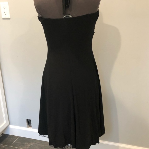 Beautiful sexy dress. Great for any occasion. - Picture 5 of 8